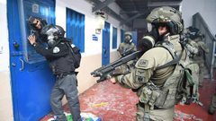 سلطات الاحتلال توافق على نقل ممثل الأسرى القاصرين إلى "الدامون"