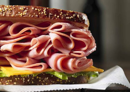 شركة تنتج شريحة لحم نباتية ولذيذة !