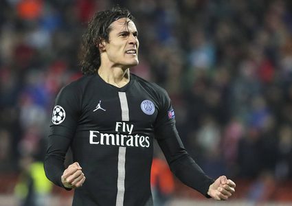 كافاني يغادر باريس سان جيرمان من الباب الكبير