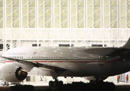 رئيس المكسيك يعجز عن بيع "الفيل الأزق"