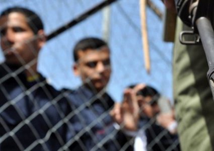 جنين: هيئة الأسرى تكرم أسيرا محررا أمضى 17 عاماً في سجون الاحتلال