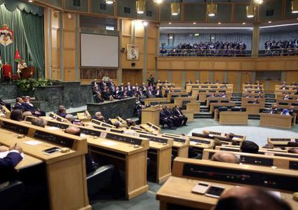 البرلمان الأردني يناقش مقترح إلغاء اتفاقية الغاز مع إسرائيل