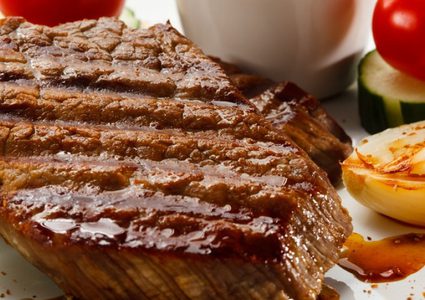 ستیك اللحم بالثوم وصوص البرتقال