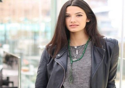 الفنانة تارا عماد تتعرض لهجوم حاد