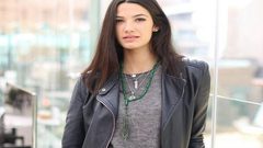 الفنانة تارا عماد تتعرض لهجوم حاد