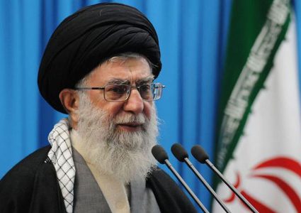 الخامنئي: نعتذر عن إسقاط الطائرة الأوكرانية