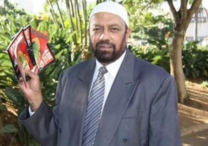 وفاة نجل الداعية أحمد ديدات متأثراً باصابته قبل يومين