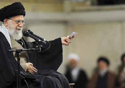 خامنئي: وجهنا "صفعة" لأمريكا