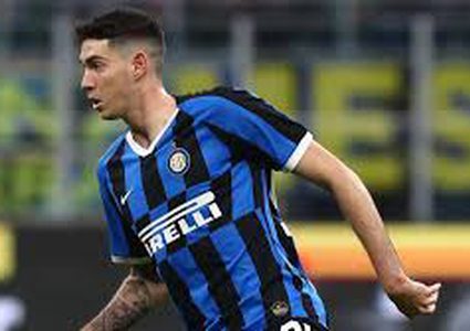 برشلونة ينوي الاستعانه بمدافع إيطالي