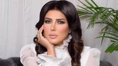 فنانة بحرينية تشبه نفسها بنانسي عجرم