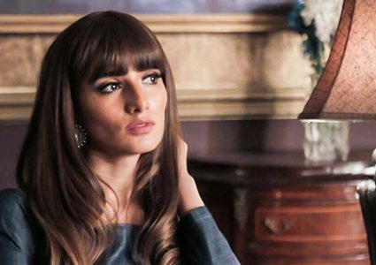 الفنانة المصرية زينة تحرج مذيعا بسبب سؤاله عن أحمد عز