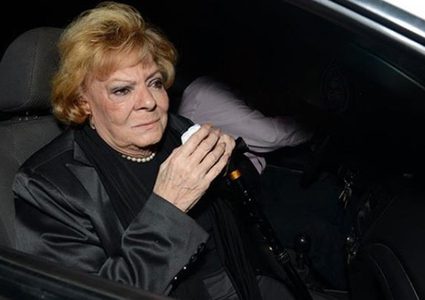 الفنانة نادية لطفي تدخل العناية المركزة