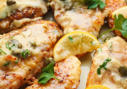 ستيك الدجاج بصوص الليمون