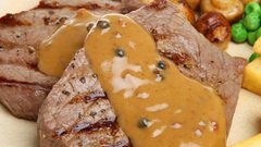 ستيك اللحم بالصوص البني