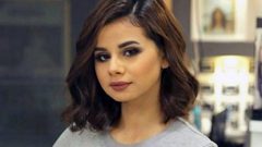 علي غزلان يعلن رسميا خطوبته على الفنانة منة عرفة