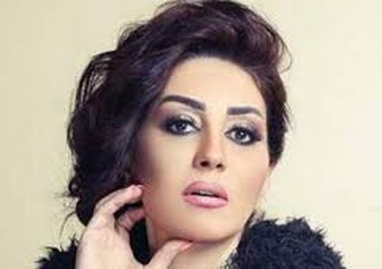 الفنانة المصرية وفاء عامر تنجو من حريق بموقع التصوير