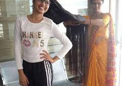 فتاة هندية تحصل على لقب صاحبة أطول شعر لمراهقة بالعالم