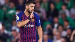 برشلونة تبحث عن بديل لسواريز