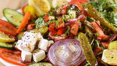 بعض أنواع السلطة تفسد حميتك الغذائية