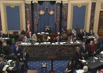 مجلس الشيوخ يرفض طلب الديموقراطيين لوثائق بمحاكمة ترامب