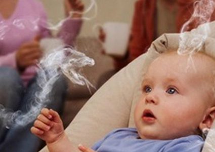 تحذير.. تدخين الأمهات يرفع خطر ظاهرة موت الرضع المفاجئ