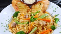 مكرونة التاغلياتيل بالصينيّة