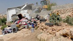 الاحتلال يهدد بهدم منازل في مسافر يطا جنوب الخليل