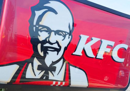 كنتاكي تقدم اعتذار رسمي عن إعلانها العنصري في أستراليا