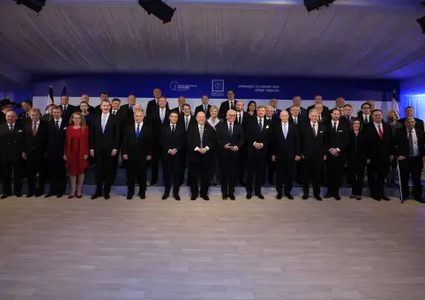 بوتين برفقة حاشية من 200 شخص  يزورون إسرائيل