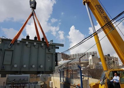 كهرباء القدس توضح أسباب قطع التيار بعد تسديد الديون