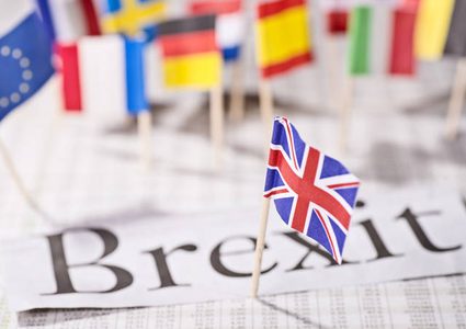 الملكة اليزابيث تصادق على مشروع قانون "بريكست"