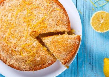 كيكة الليمون مع جوز الهند