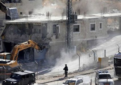 الاحتلال يصادق على هدم منازل 3 أسرى