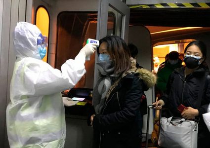 السعودية تتخذ إجراءات وقائية في المطارات بسبب فيروس كورونا