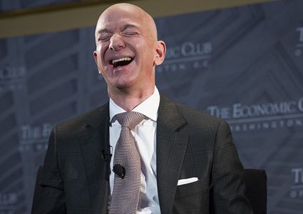 كشف مصدر صور بيزوس وصديقته ونفي اتهام السعودية