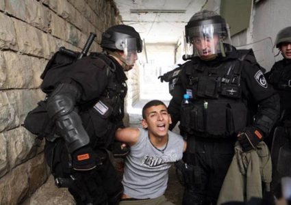 إفادات جديدة لقاصرين تعرضوا للعزل والتعرية في معتقل "الدامون"