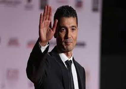 خالد النبوي يغادر المستشفى بعد جراحة في القلب