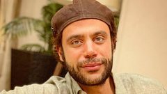 محمد إمام يوجه رسالة للجمهور