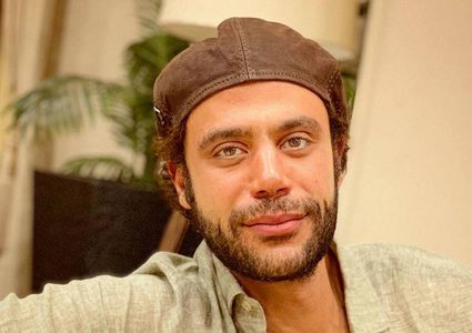 محمد إمام يوجه رسالة للجمهور