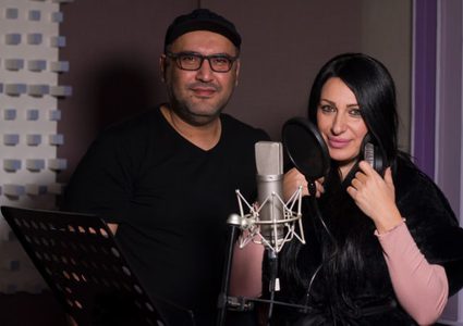 الفنانة الهام روحانا توجه رسالة للأردنيين وتكشف عن "هي الحكاية"