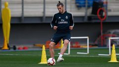 بيل يطارد الزمن للحاق بديربي مدريد