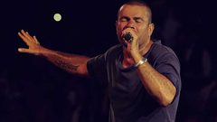 عمرو دياب يفجر مفاجأة لمتابعيه
