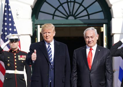 ترامب يعلن في مؤتمر صحافي نشر خطة "صفقة القرن" الثلاثاء