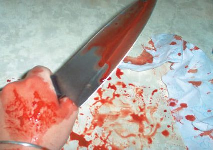 شاب يقتل عمته بدم بارد لسرقة مصاغها