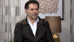 راغب علامة يصف النواب بـ"أبطال الفساد"