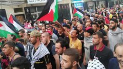 ناشطون يعيدون إنتاج أغنية رداً على "صفقة القرن"