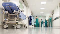 متى يجب زيارة الطبيب عند الشعور بآلام في الكتف