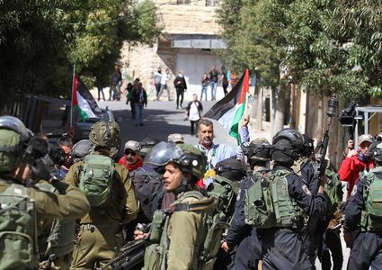 اصابات جراء قمع الاحتلال مسيرة منددة بـ"صفقة القرن" في الخليل