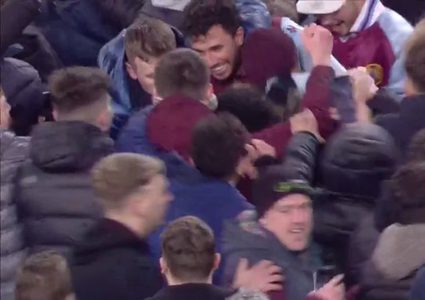 الفرعون" تريزيغيه" يسجل هدفه القاتل في إنجلترا