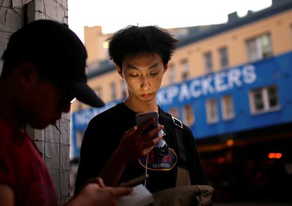 علامات تدل على إصابتك بمتلازمة الإجهاد البصري